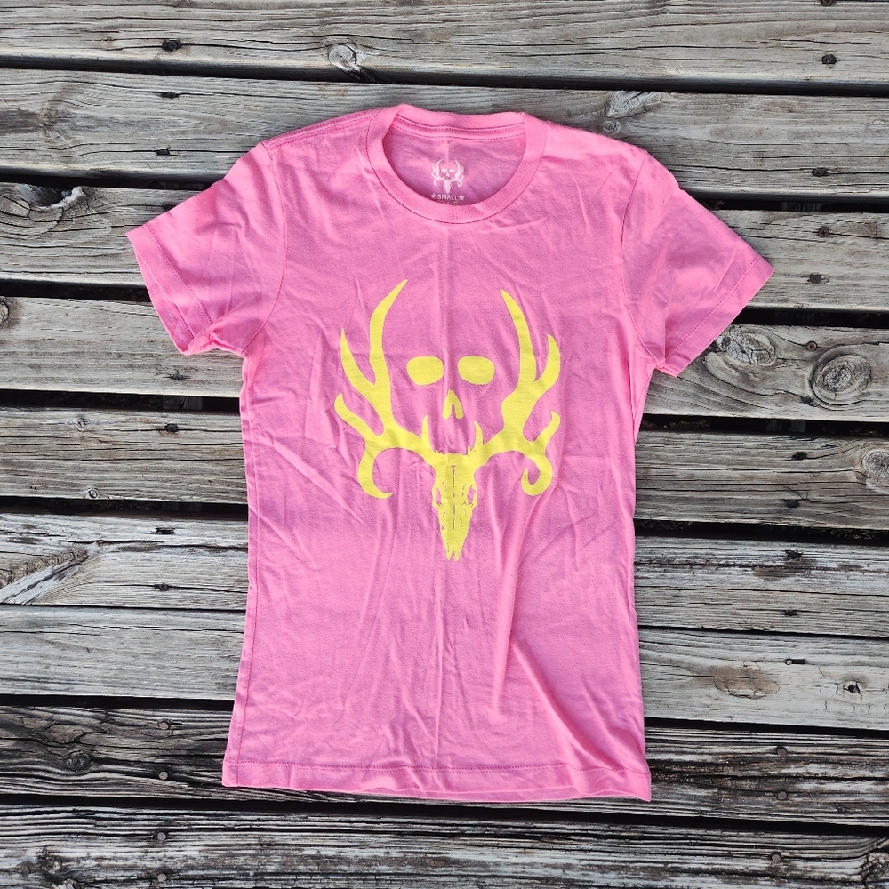 Pink Yellow Bone Collector Graphic Tee Semi Fitted Small Womens Hunting Country